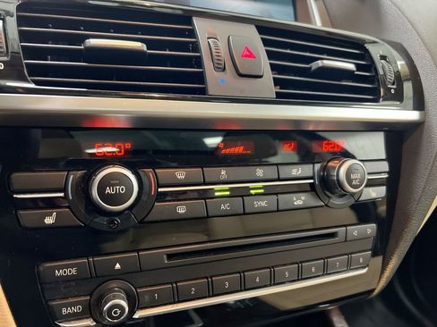 Used 2017 BMW X3 xDrive28i image 16