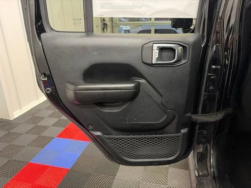 Used 2021 Jeep Wrangler Unlimited Sport AWD/4WD image 10