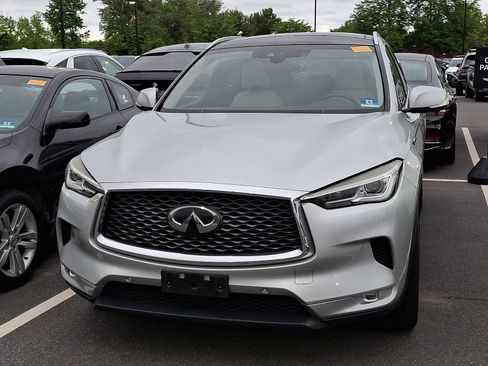 Used 2019 INFINITI QX50 Essential w/ Premium Heat Package AWD/4WD image 4