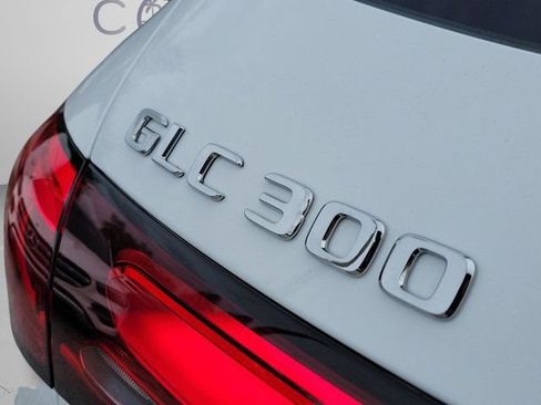 Certified 2026 Mercedes-Benz GLC 300 image 33