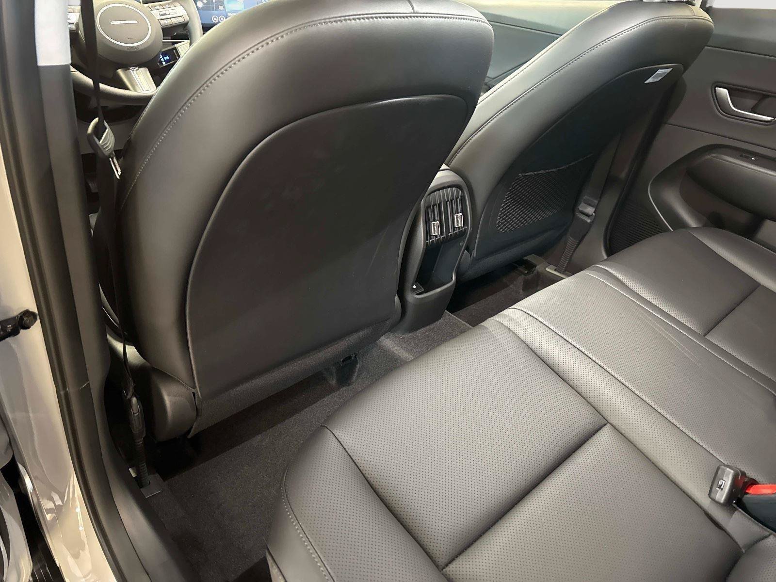 New 2026 Hyundai Kona Limited AWD/4WD image 15