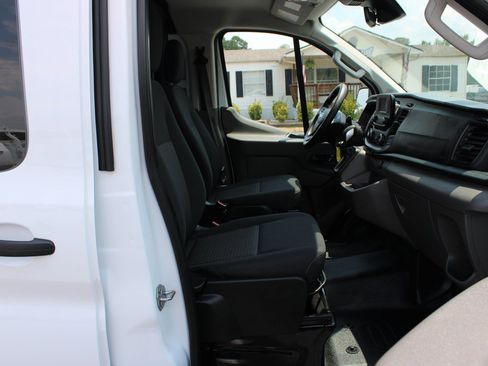 Used 2025 Ford Transit 250 Low Roof w/ Exterior Upgrade Package RWD image 25