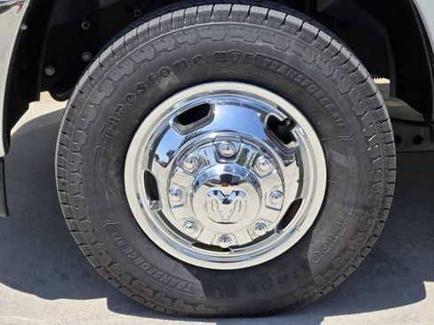 Used 2024 RAM 3500 SLT w/ Quick Order Package 2YG SLT AWD/4WD image 15