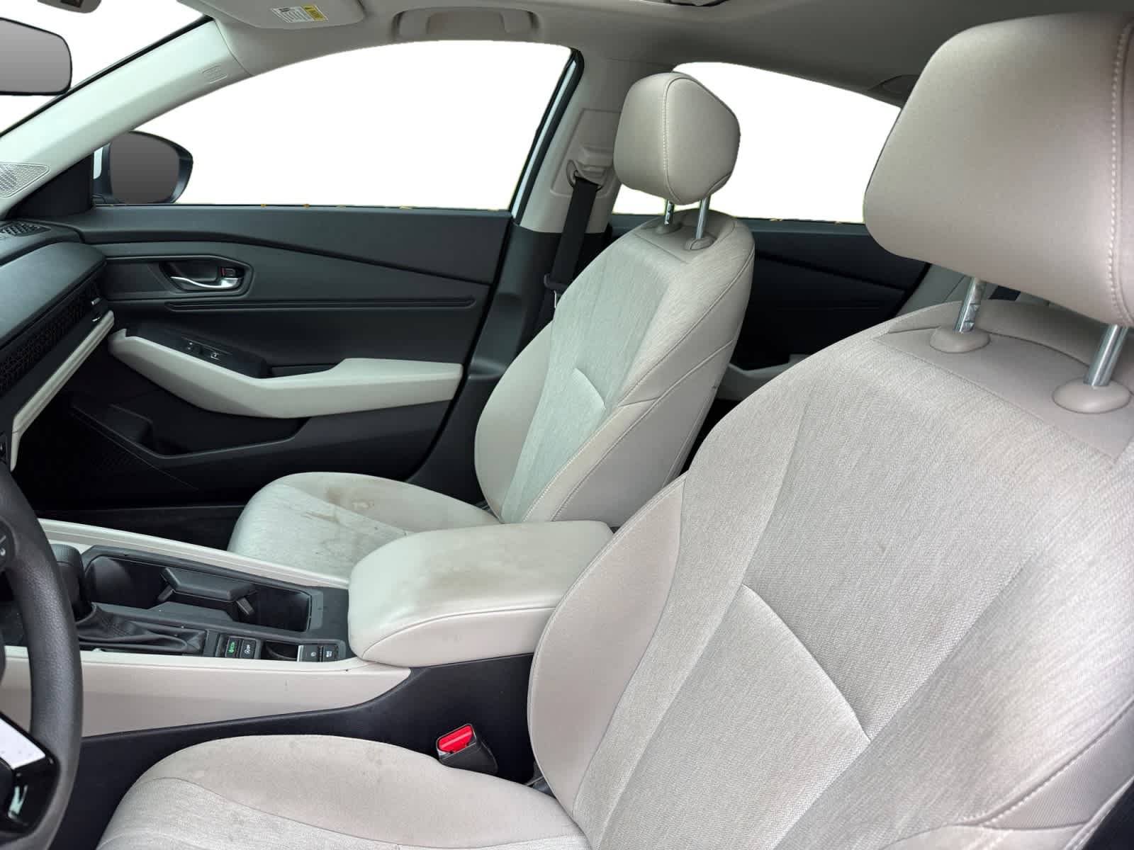 Used 2023 Honda Accord EX image 11