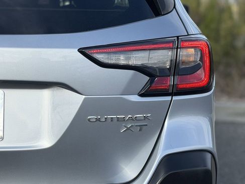 Used 2023 Subaru Outback Limited XT image 12