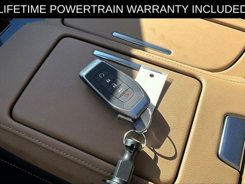 Certified 2025 INFINITI QX80 Sensory w/ Premium Cargo Package image 12