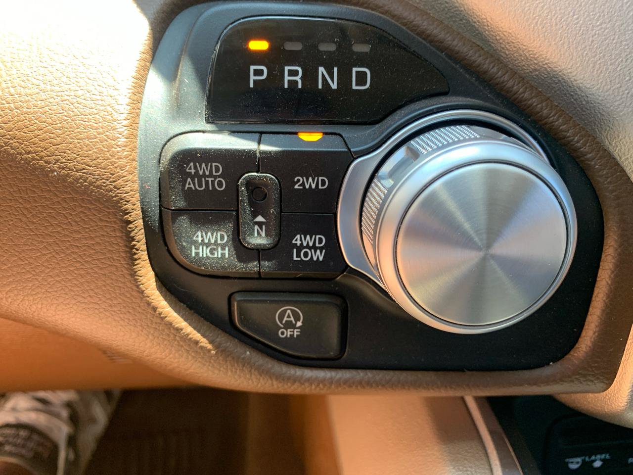 Used 2019 RAM 1500 Laramie AWD/4WD image 40