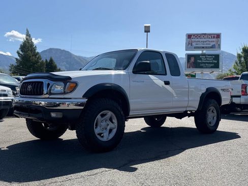 Used 2003 Toyota Tacoma 4x4 Xtracab V6 image 1