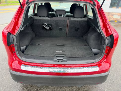 Used 2019 Nissan Rogue Sport SV w/ All-Weather Package AWD/4WD image 10