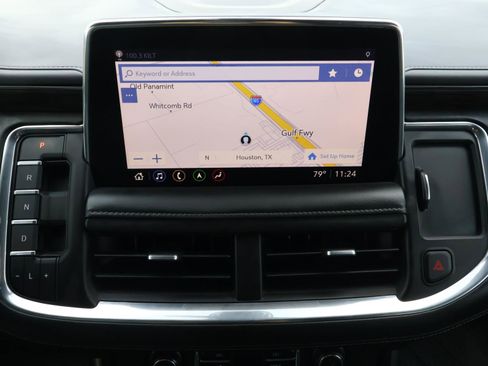 Used 2021 Chevrolet Tahoe Z71 w/ Luxury Package image 32