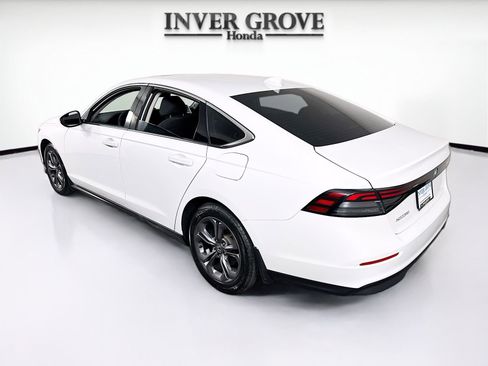 Used 2023 Honda Accord EX image 7