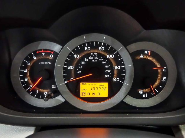 Used 2011 Toyota RAV4 Limited w/ Limited Extra Value Pkg AWD/4WD image 16