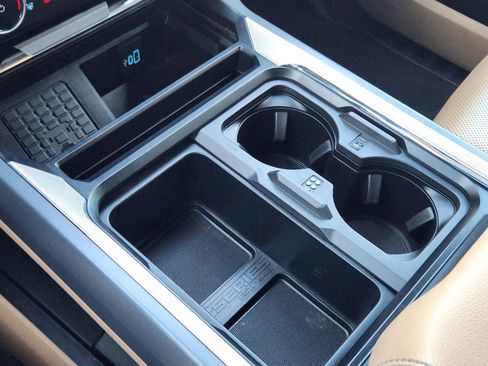 Used 2024 Ford F350 Lariat image 21