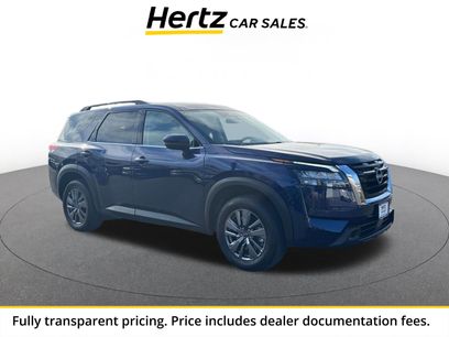 Used 2025 Nissan Pathfinder SV