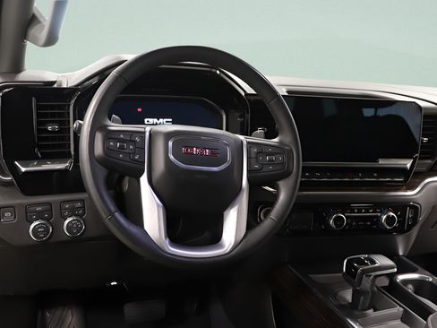 Used 2023 GMC Sierra 1500 Elevation w/ Elevation Premium Package AWD/4WD image 9