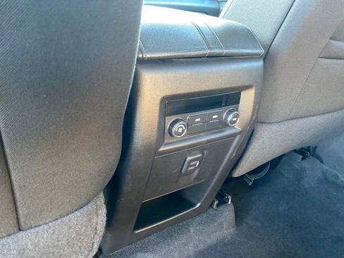 Certified 2023 Chevrolet Traverse LT image 19