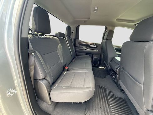 Used 2026 Chevrolet Silverado 1500 LT AWD/4WD image 29