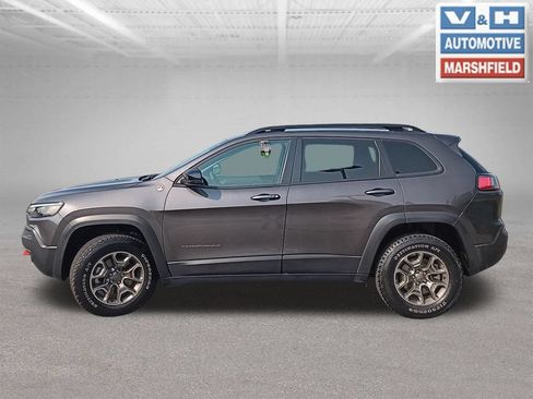 Used 2022 Jeep Cherokee Trailhawk w/ Comfort/Convenience Group AWD/4WD image 7