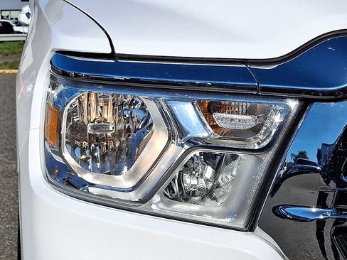 Certified 2022 RAM 1500 Big Horn image 9