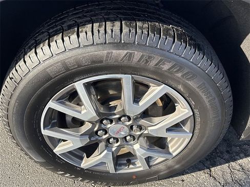 Used 2020 GMC Acadia SLE w/ Driver Convenience Package image 31