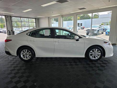 Used 2025 Toyota Camry LE FWD image 2