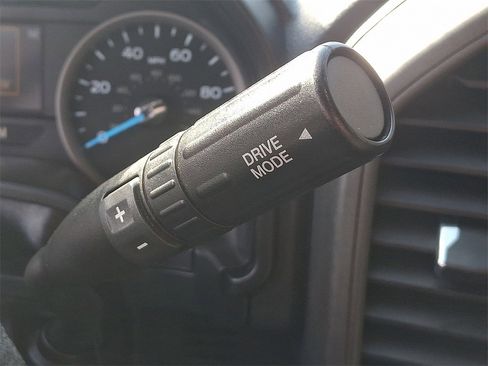 Used 2022 Ford F250 XL w/ Power Equipment Group image 14