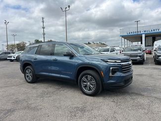 New 2026 Chevrolet Traverse LT video 1