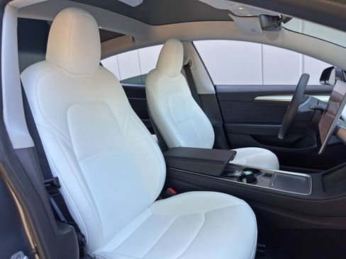 Used 2023 Tesla Model 3 Standard Range RWD image 38