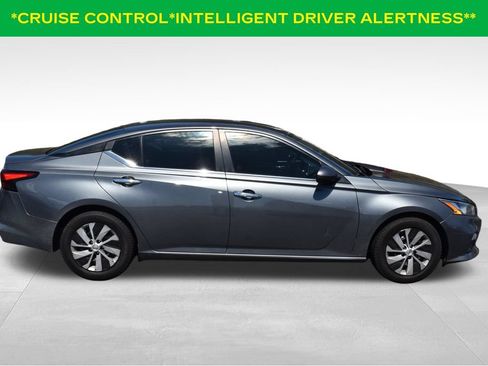 Used 2020 Nissan Altima 2.5 S FWD image 4