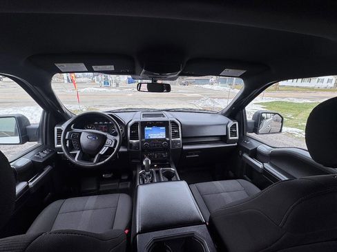 Used 2016 Ford F150 XLT w/ Equipment Group 302A Luxury image 15