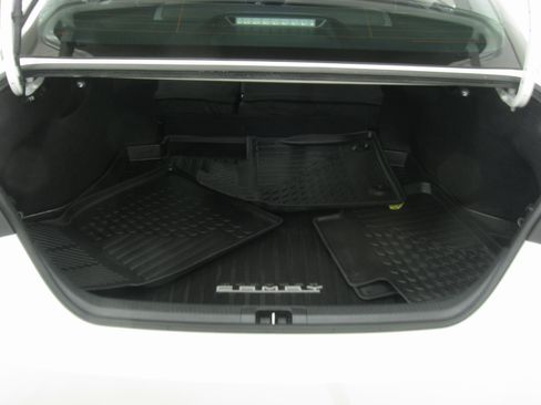 Used 2025 Toyota Camry XLE image 21