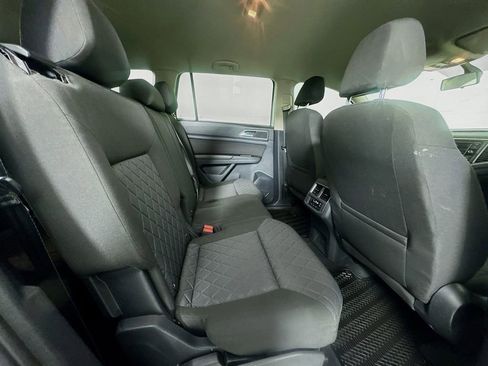 Used 2019 Volkswagen Atlas S image 33