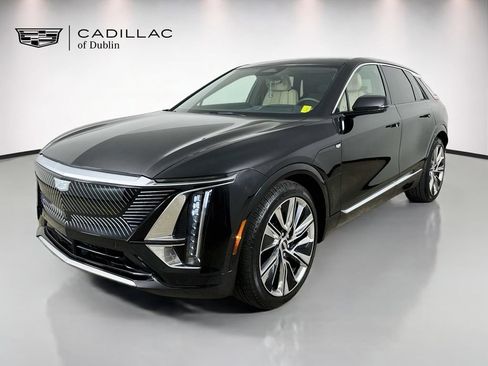 Certified 2026 Cadillac Lyriq Signature Luxury w/ Nappa Leather Package AWD/4WD image 1
