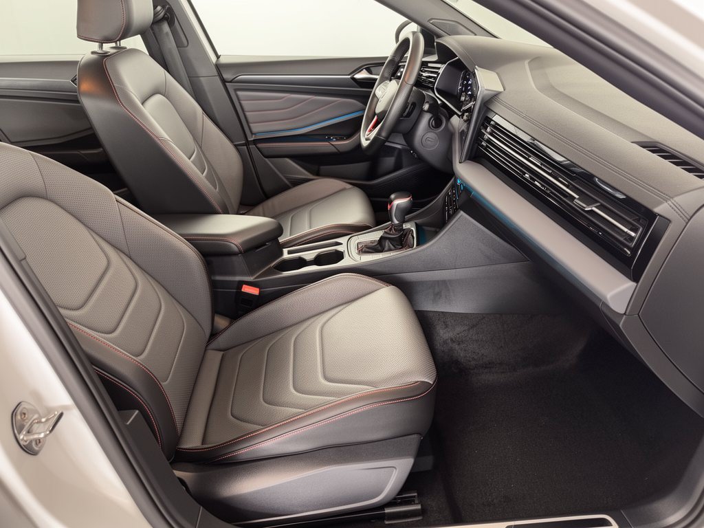 Used 2026 Volkswagen Jetta GLI Autobahn FWD image 30