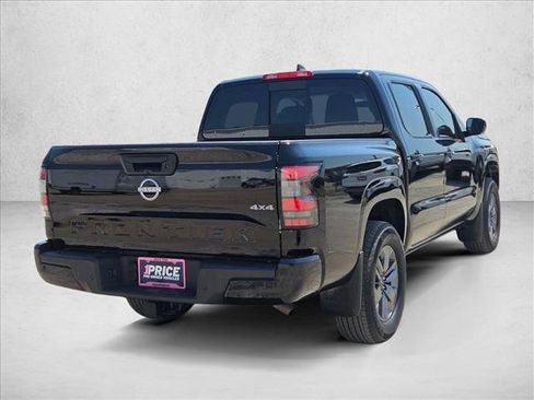 Used 2025 Nissan Frontier SV w/ SV Convenience Package AWD/4WD image 5