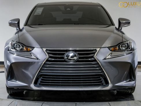 Used 2018 Lexus IS 300 300 image 3