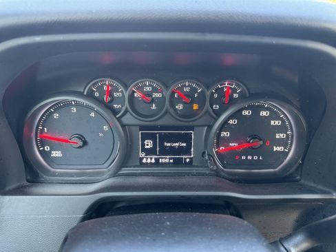 Used 2024 Chevrolet Silverado 2500 Custom w/ Custom Value Package AWD/4WD image 17
