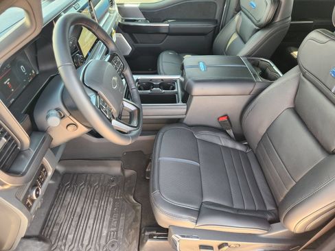 New 2026 Ford F250 Platinum AWD/4WD image 16