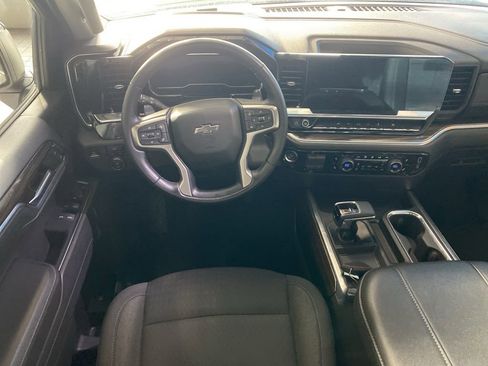 Certified 2023 Chevrolet Silverado 1500 RST w/ Rally Edition image 5