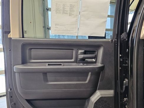 Used 2019 RAM 1500 Express w/ Express Value Package image 28