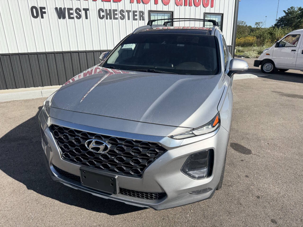 Used 2020 Hyundai Santa Fe SEL w/ Convenience + Premium Package FWD image 3