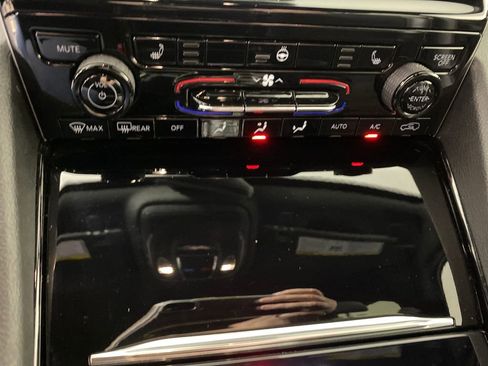 Used 2023 Jeep Grand Cherokee Altitude image 22