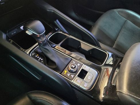 Used 2020 Kia Telluride LX image 26