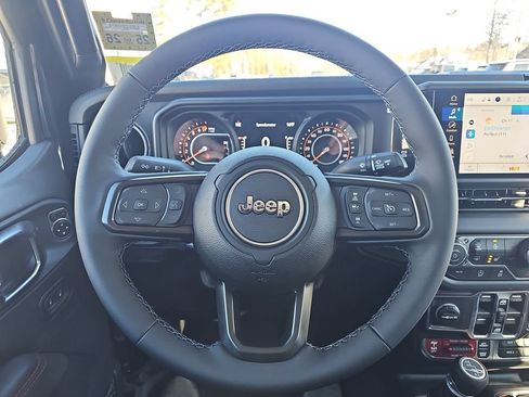 New 2026 Jeep Gladiator Rubicon w/ Safety Group AWD/4WD image 16
