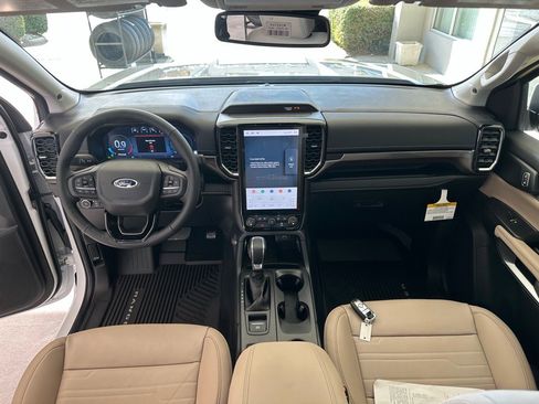 New 2025 Ford Ranger Lariat w/ Chrome Accent Package image 33