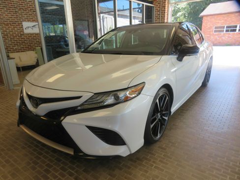 Used 2019 Toyota Camry XSE w/ Driver Assist Package FWD image 1