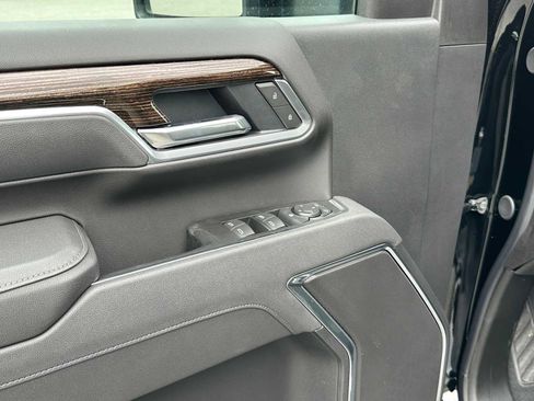 New 2025 GMC Sierra 3500 SLE w/ Preferred Package image 26