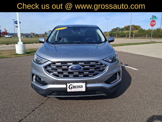 Used 2023 Ford Edge Titanium AWD/4WD image 3