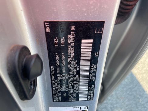 Used 2018 Toyota 4Runner SR5 Premium image 11