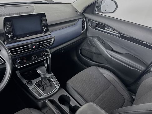 Used 2021 Kia Seltos S image 22